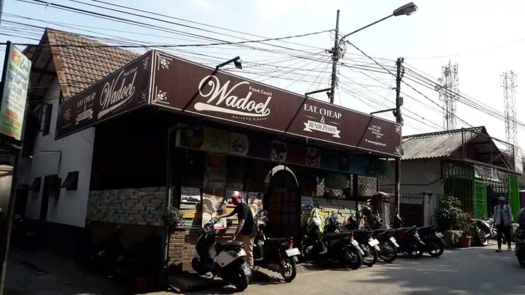 5 Tempat Makan Murah di Sekitar UPI Bandung, Ada Ramen Legendaris dan Steak Mewah