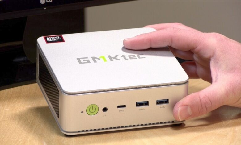 GMKtec EVO-X3 Siap Global, Mini PC AMD Ini Tawarkan RAM 128GB dan OCuLink
