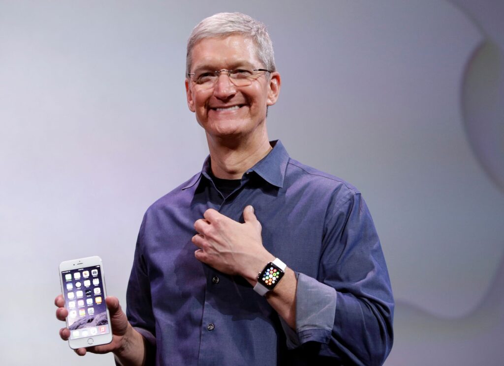 Harga iPhone Terancam Naik, Tim Cook Akui Krisis Memori Tak Bisa Dihindari