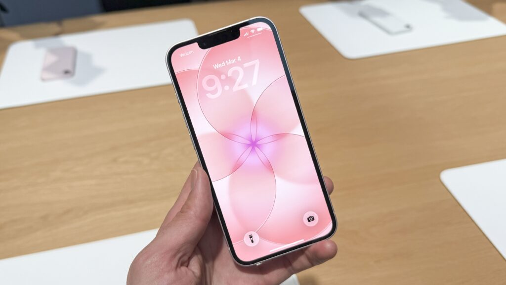 iPhone 17e Bikin Sulit Balik ke Android, Ngonten dan Gaming Sama-Sama Kena