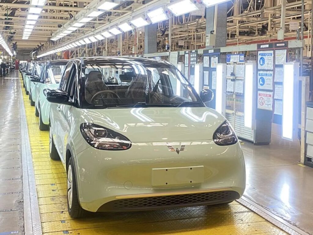MPMRent Tambah 50 Wuling New BinguoEV Lite, Armada Korporasi Makin Hijau