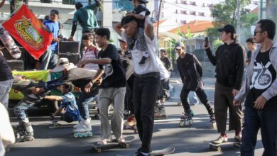 Skateboard Turun ke Jalan Surabaya, Aksi Peringatan Ini Dorong Generasi Muda
