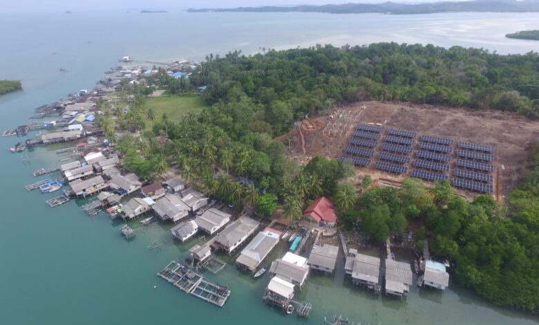 PLTS Koperasi di Pulau Sembur Hampir Jadi, Listrik Surya Ubah Nasib Ekonomi Warga