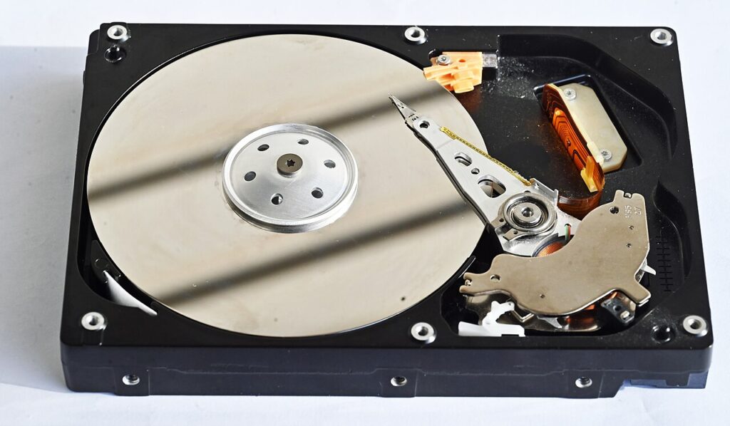 Hardware Bekas Ternyata Masih Berguna, dari Laptop Rusak Hingga PC Lawas yang Dihidupkan Lagi