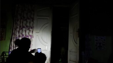 Listrik Kembali Menyala Justru Saat HP dan Laptop Paling Rentan Rusak