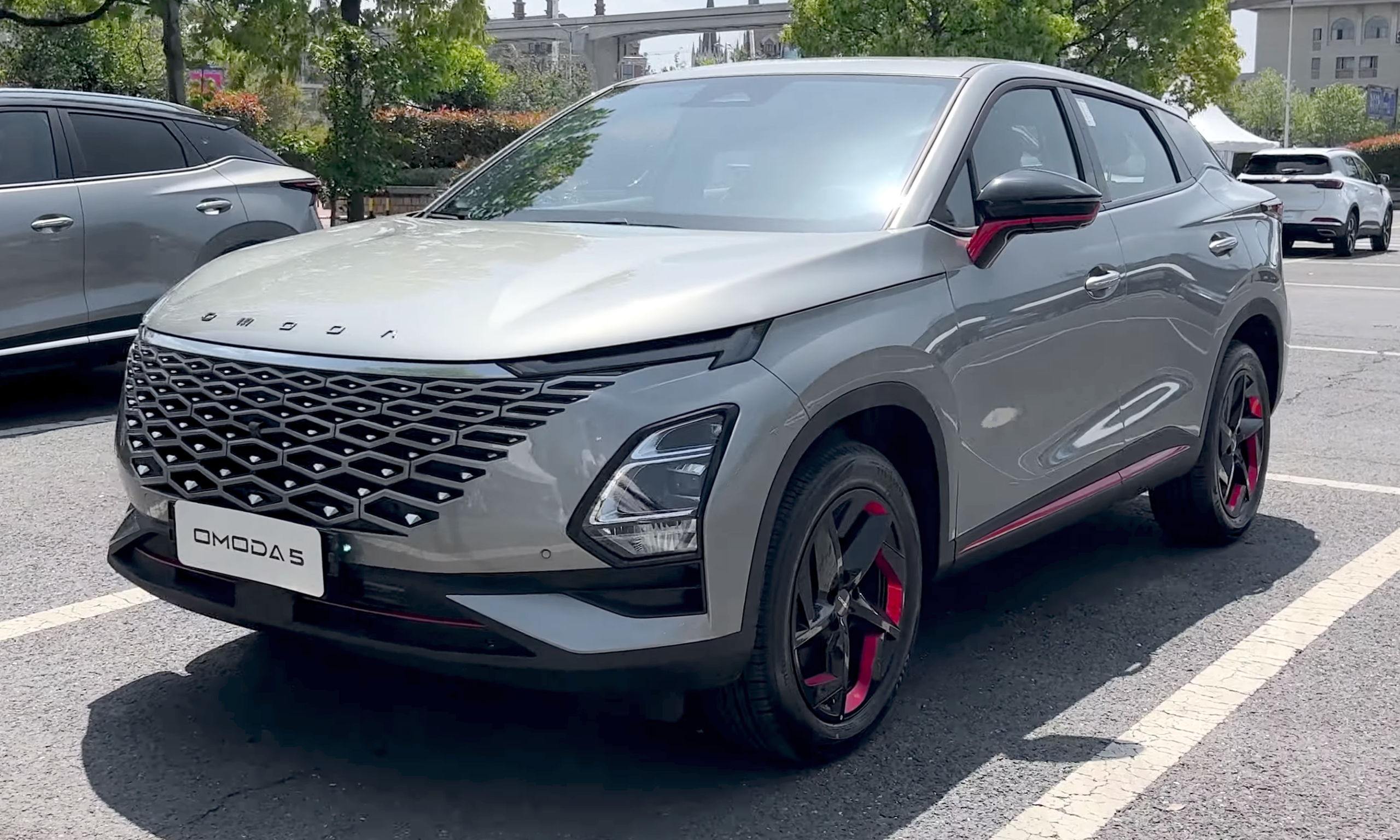 Chery C5 CSH Bikin SUV Hybrid Terasa Seperti Gadget, Bisa Tembus Lebih dari 1.000 Km