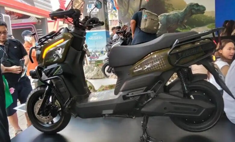 Tyranno X Hadir dengan Jarak 160 Km, Motor Listrik Petualang yang Beda dari Versi Standar