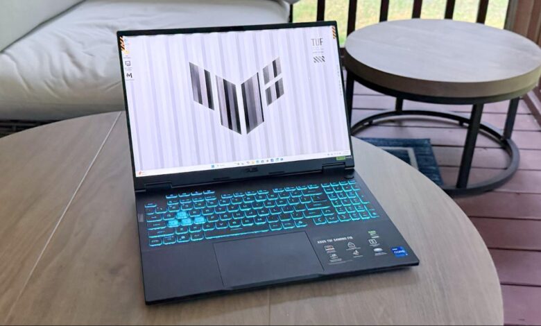 TUF Gaming F16 Turun $600, Core Ultra 9 Dan RTX 5070 Kini Terasa Lebih Masuk Akal