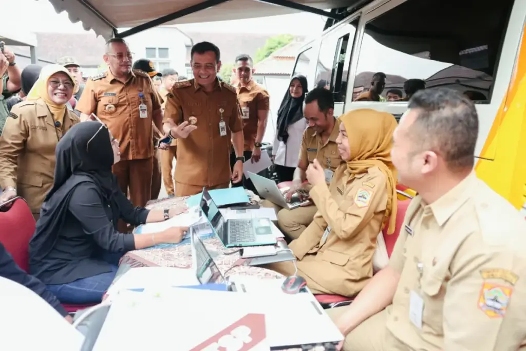 Izin Kapal Nelayan di Jateng Gratis, Luthfi Minta Warga Langsung Laporkan Pungutan