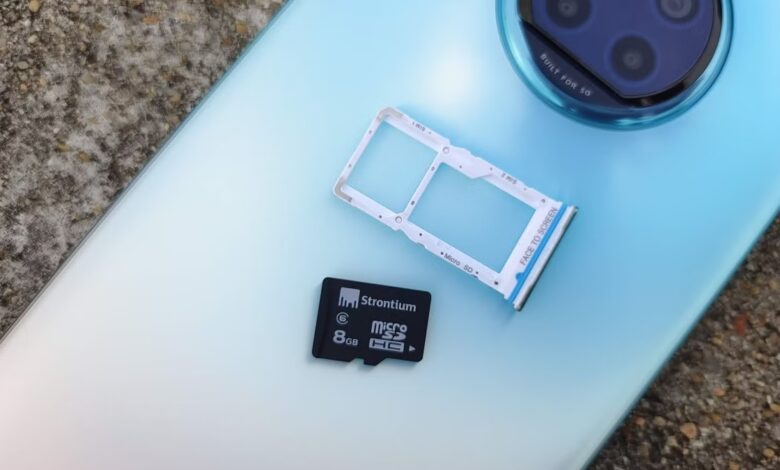 MicroSD Mulai Hilang dari Ponsel, Cloud Ternyata Belum Benar-Benar Menggantikan