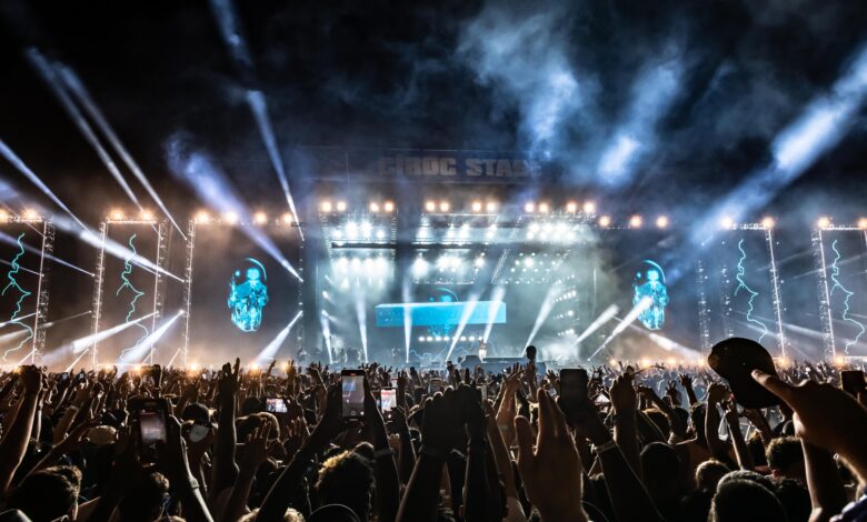 Konser dan Festival Musik, Perbedaan yang Sering Bikin Penonton Salah Pilih