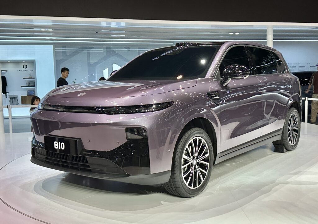 Ban Belang Leapmotor B10 Ternyata Bukan Gaya, Ini Alasan di Balik Stabilitas RWD