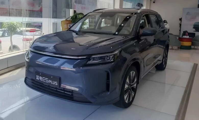 DFSK Pilih E5 Plus PHEV, Aito M7 Dinilai Terlalu Mahal untuk Indonesia