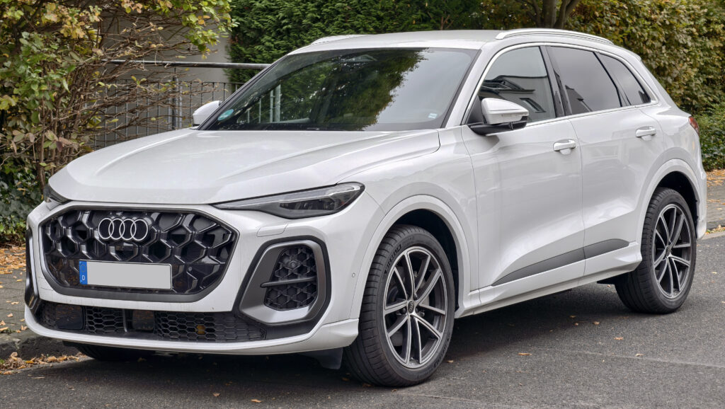 New Audi Q5 Bawa Kabin Digital dan Kenyamanan Kelas Atas, Rival Premium Harus Waspada