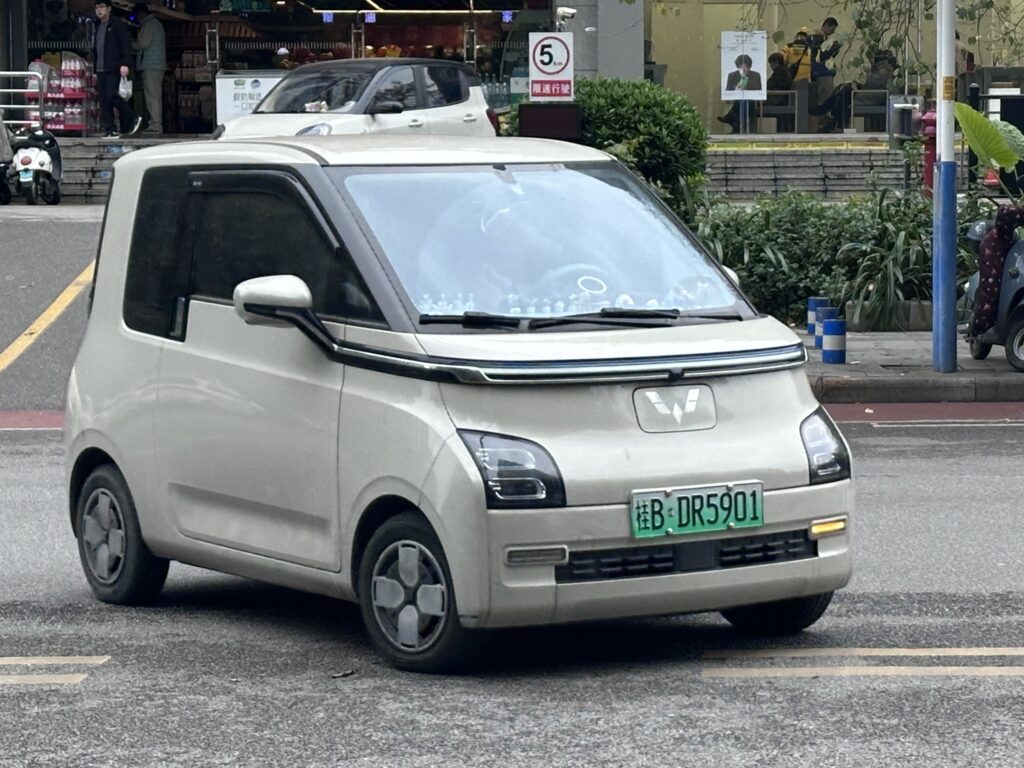 Wuling Air EV Lite 200 2026 Diposisikan Paling Bawah, Murahnya Menggoda Meski Fitur Disunat