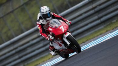Veda Ega Pratama Tembus 5 Besar dari Grid 20, Ancaman Serius di Perebutan Rookie Terbaik