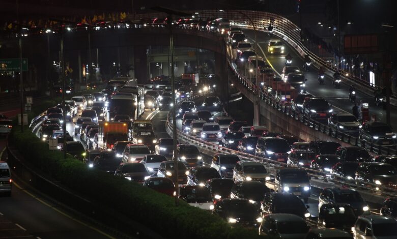 Monas Dipadati Sore Ini, Dishub Minta Warga Hindari Kawasan dan Pilih Rute Alternatif