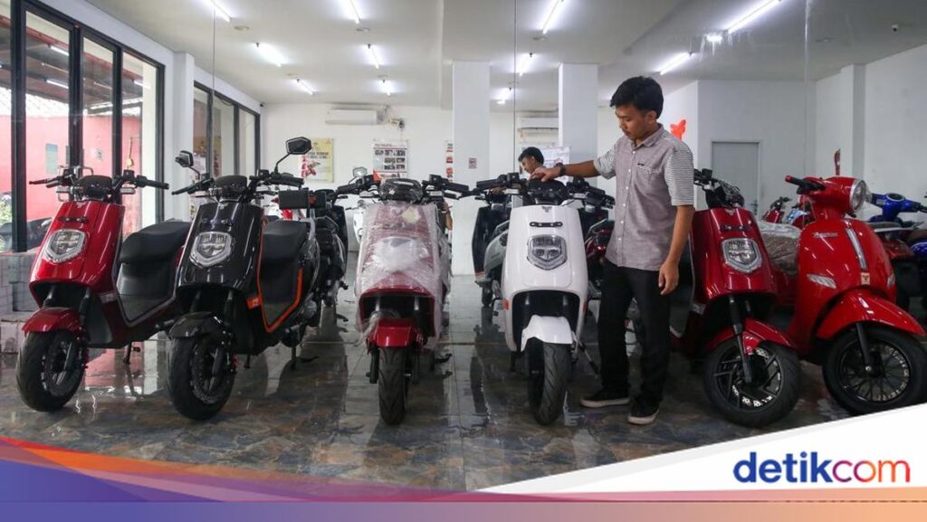 Insentif Motor Listrik Kembali Ditunda, Pasar Makin Menunggu Kepastian