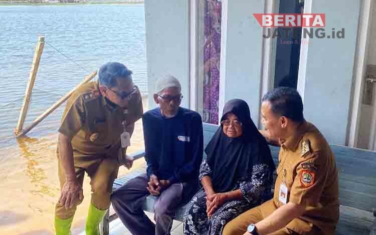 Rob Tewaskan Aktivitas Warga Tunggulsari, Pemprov Jateng Siapkan Rp400 Juta untuk Tanggul Darurat