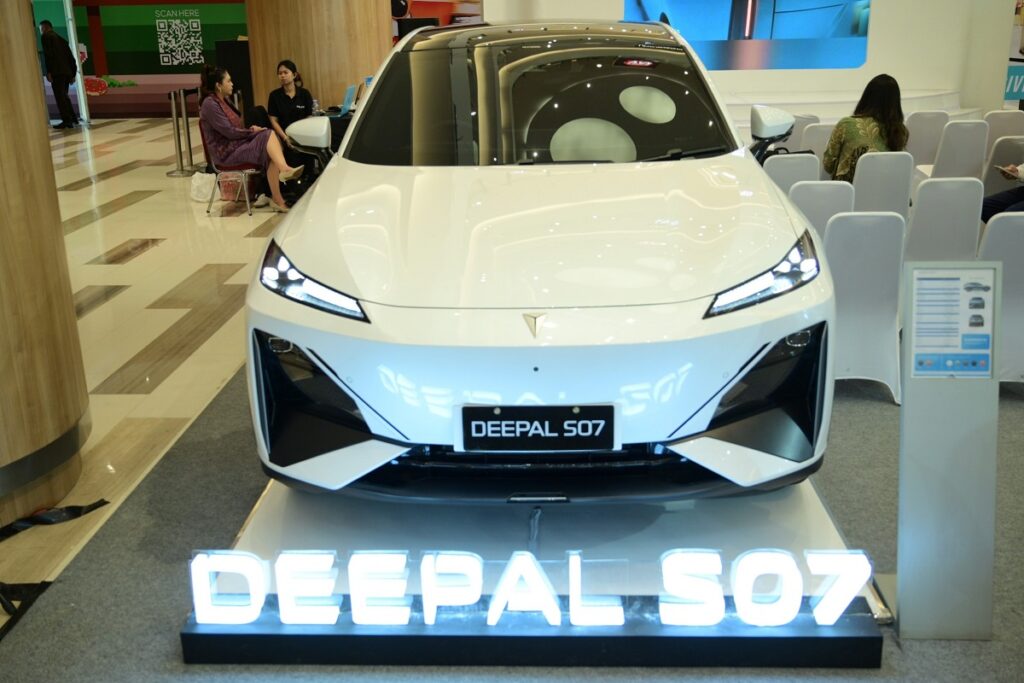INDOMOBIL Expo Palembang 2026 Bukan Sekadar Pameran, Ada Test Drive EV Langsung