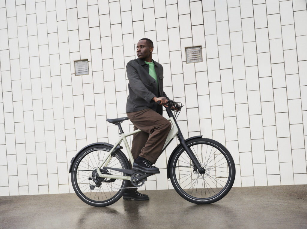 Gazelle Curb Datang Dengan Bosch Hub Motor 45 Nm, Kunci Frame yang Langsung Siap Pakai