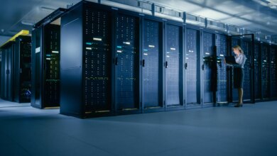 Data Center dan Bitcoin Mine Terlihat Mirip, Padahal Isi dan Dampaknya Beda Jauh