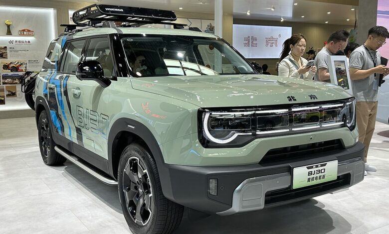 BJ30 HEV Dirakit Lokal, Harga BAIC Ternyata Tak Banyak Bergeser