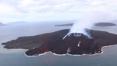 Anak Krakatau Kian Aktif, Nelayan dan Wisatawan Diminta Tak Mendekat