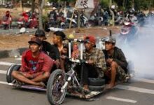 Ribuan Kilometer ke Bali, Vespa Amazing Ride Bawa Pesan Pajak Digital dan Tertib Jalan