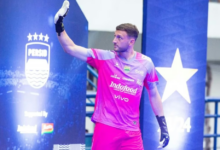 Persib Lepas Adam Przybek, Sinyal Perombakan Besar Jelang Musim Baru