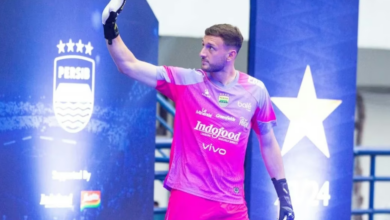 Persib Lepas Adam Przybek, Sinyal Perombakan Besar Jelang Musim Baru