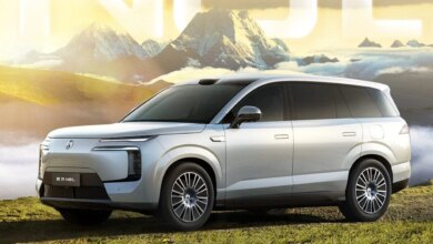 Denza N8L Langsung Menantang SUV Premium, Isi 5 Menit Bisa Tempuh 1.550 Km