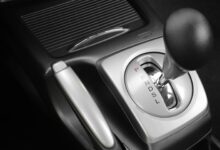 Jangan Hanya Andalkan D, Gigi Rendah Mobil Matic Bisa Cegah Rem Blong di Turunan Curam