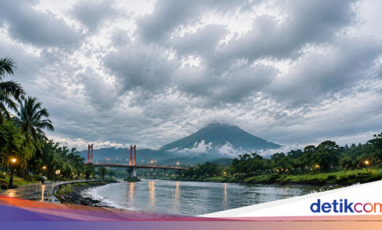 9 Wilayah Jawa Timur Siaga Hujan Ringan, Siang Hingga Malam Jadi Waktu Paling Waspada