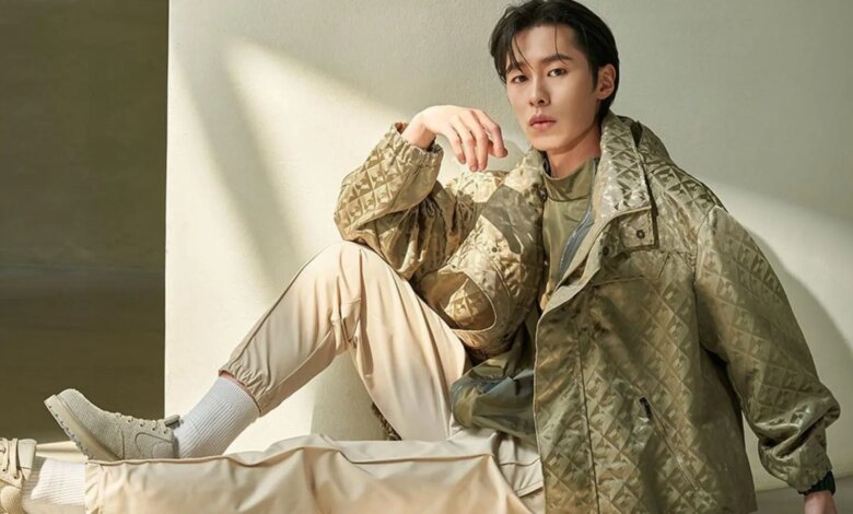 5 Gaya Night Out Ala Lee Jae Wook, Simpel Tapi Tetap Berkarisma