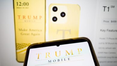 Trump Mobile T1 Tiba-Tiba Siap Dibeli, Ternyata Cuma Rebranding HTC U24 Pro