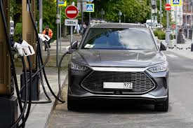PHEV Makin Terjangkau, Mobil Cina Mulai Ubah Peta Elektrifikasi Indonesia