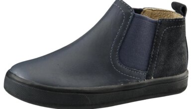 5 Sepatu Slip On Lokal Nyaman Buat Jalan Seharian, Harga Mulai Rp300 Ribuan