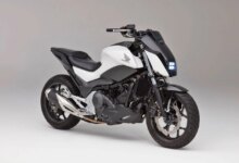 OMOWAY OMO-X Mendarat di Indonesia, Motor Cerdas Ini Bisa Berdiri Sendiri