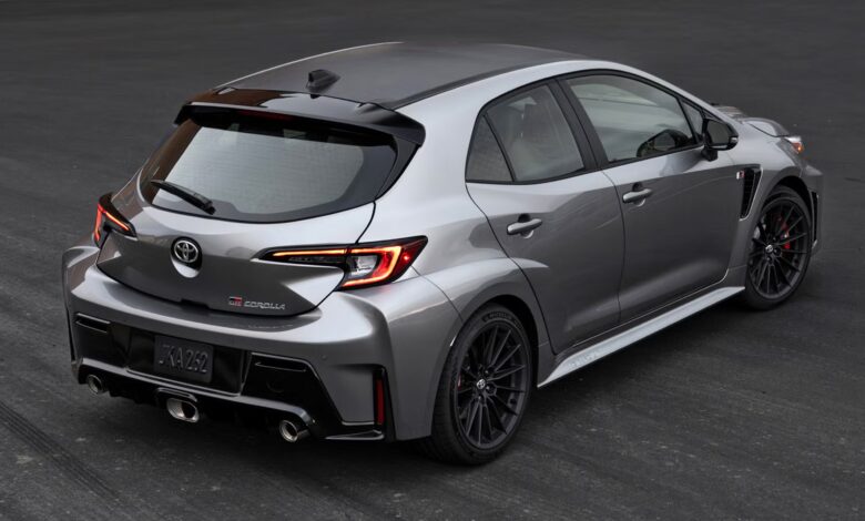 Toyota GR Corolla 2026 Makin Tajam, Kabin Sempitnya Masih Jadi Kompromi Besar