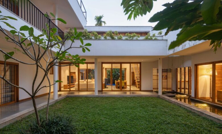 7 Desain Koridor Terbuka yang Bikin Rumah Tropis Tetap Sejuk dan Tidak Pengap