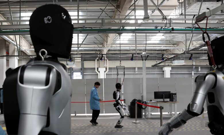 Robot Humanoid Dipaksa Tutup Kekosongan Tenaga Kerja China, Ambisi Besarnya Mulai Teruji