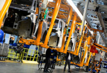 VW Siapkan Restrukturisasi Besar, 100 Ribu Karyawan dan 4 Pabrik Terancam