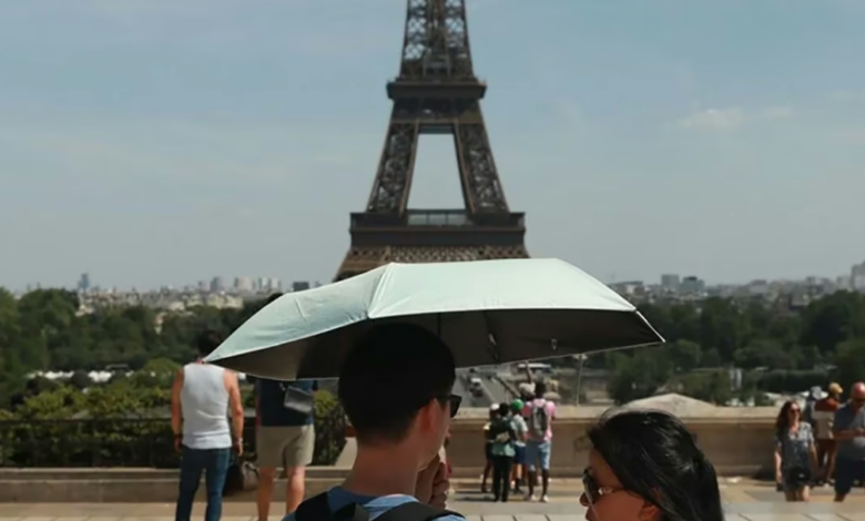 Paris Kewalahan Hadapi Gelombang Panas, Jenazah Terpaksa Dipindahkan ke Luar Kota
